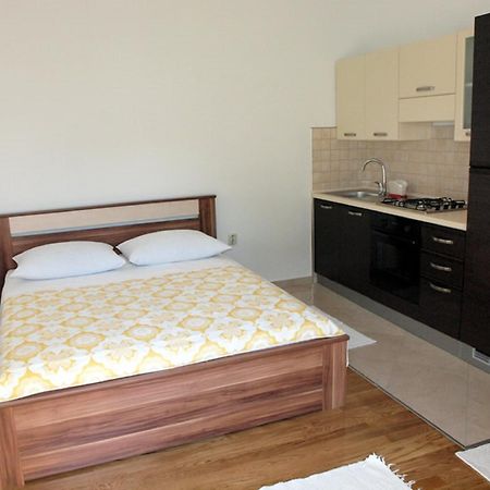 Apartments & Room Masa ستاريغغاد باكلينتسا الغرفة الصورة